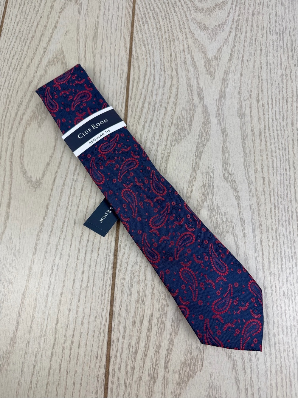 880 Club Room Men's Tie Tenet Paisley 600 Red & Navy $55 Polyester